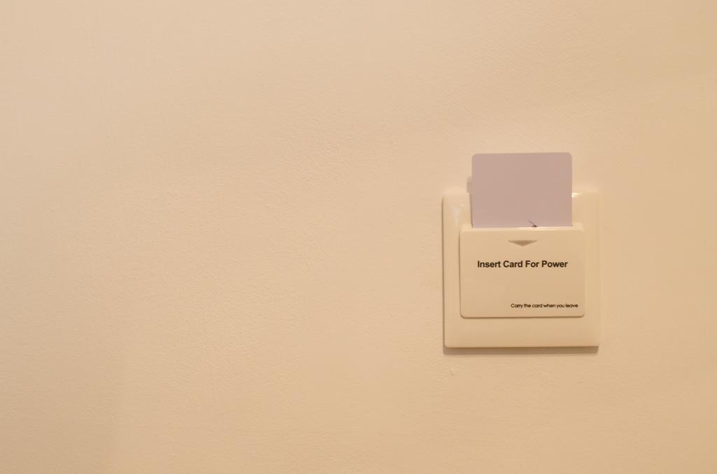 Lavender - City Room With Free Parking Pula Exterior foto